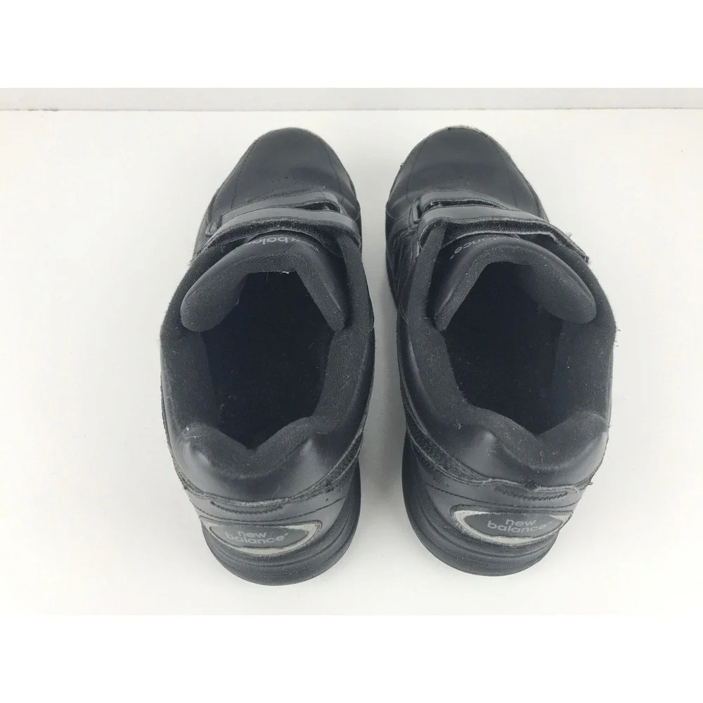 New Balance model 577